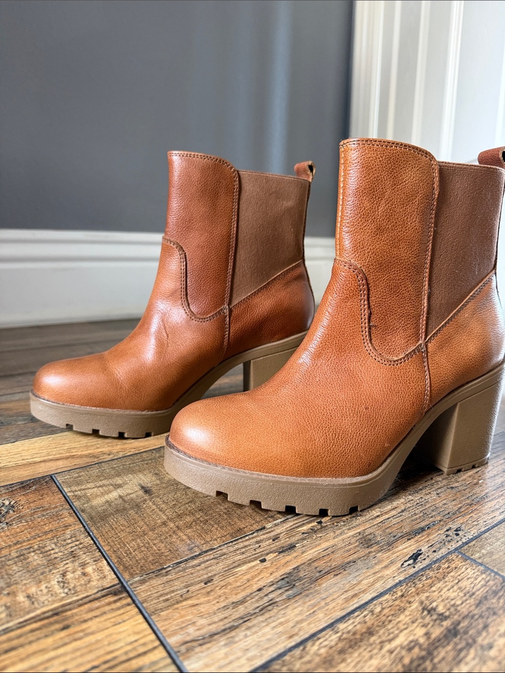 Flexi Brown Platform Ankle Boots